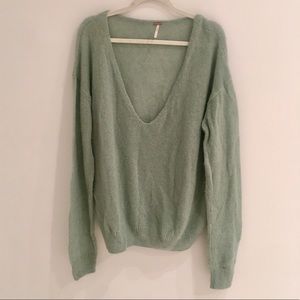Light weight FREE PEOPLE Sweater